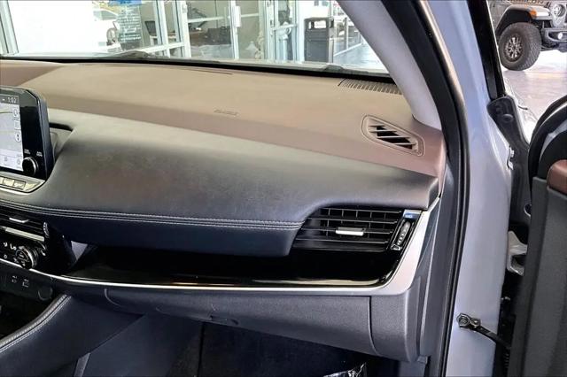 2022 Nissan Rogue SL FWD