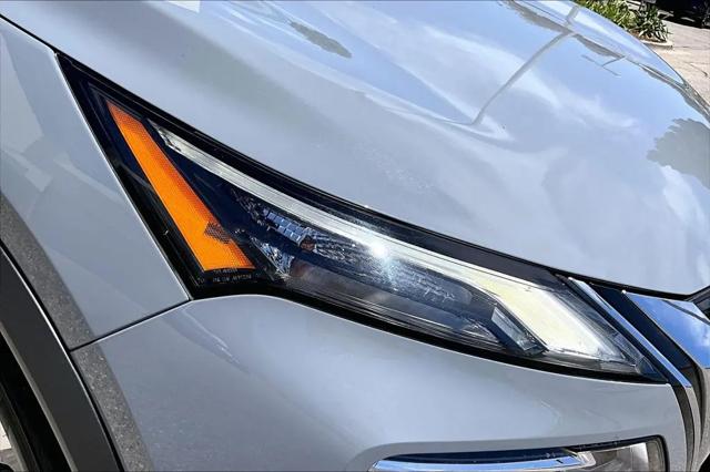 2022 Nissan Rogue SL FWD