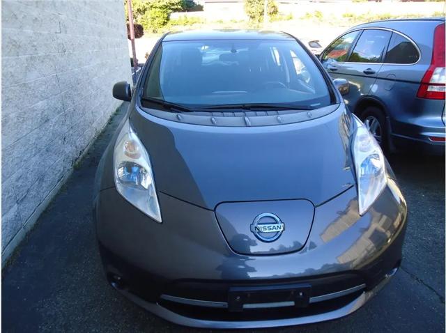 2013 Nissan LEAF S