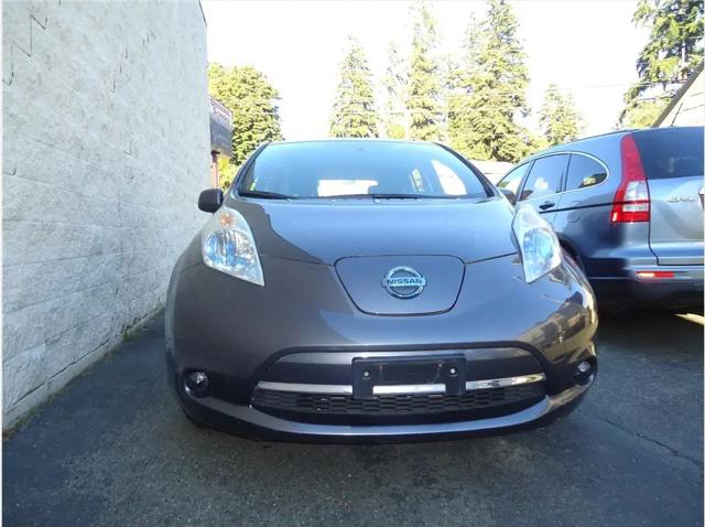 2013 Nissan LEAF S