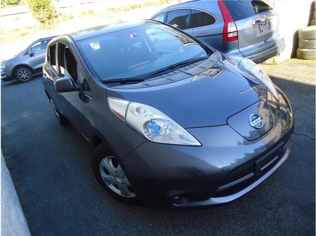 2013 Nissan LEAF S