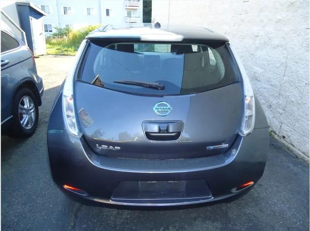 2013 Nissan LEAF S