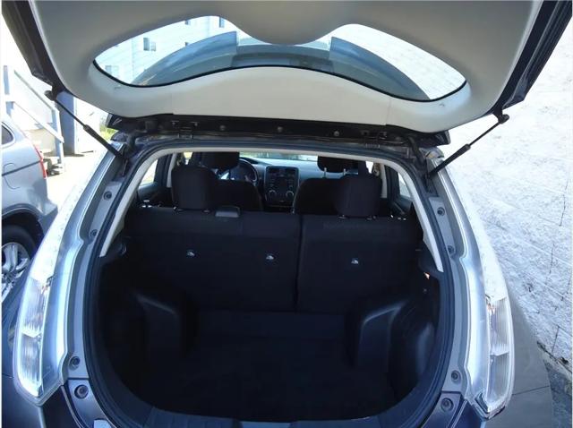 2013 Nissan LEAF S