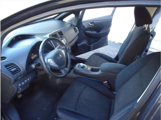 2013 Nissan LEAF S