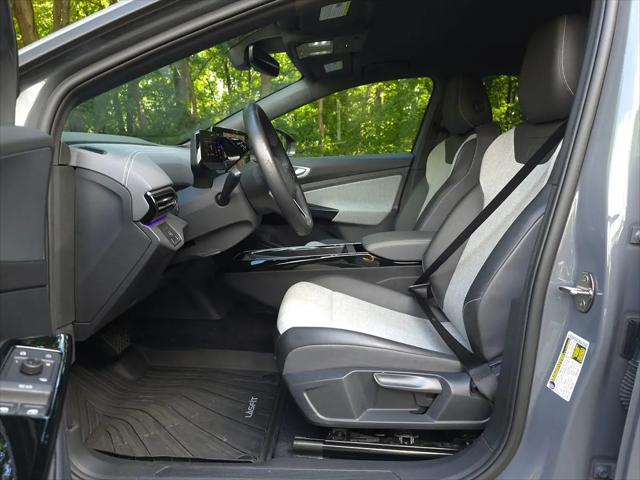 2023 Volkswagen ID.4 Pro