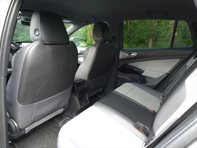 2023 Volkswagen ID.4 Pro