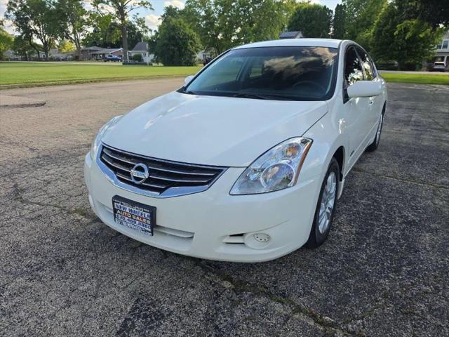 2010 Nissan Altima Base for sale in Glendale Heights, IL