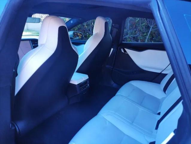 2018 Tesla Model S 75D