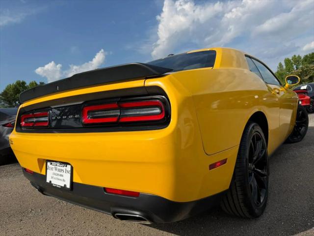 2017 Dodge Challenger SXT