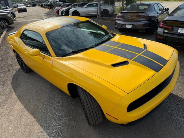 2017 Dodge Challenger SXT