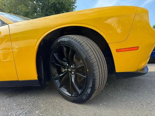 2017 Dodge Challenger SXT