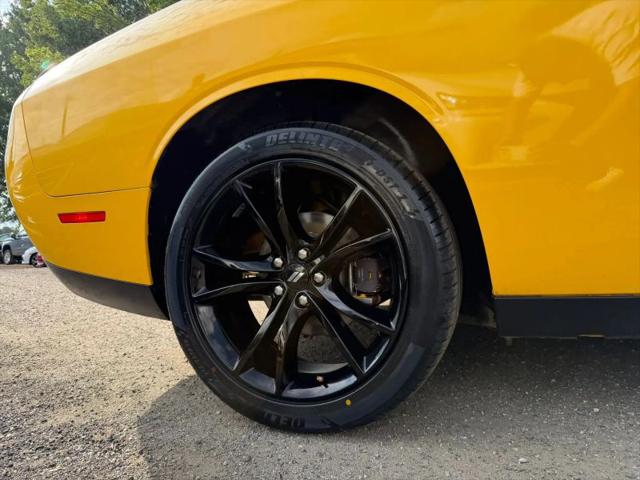 2017 Dodge Challenger SXT