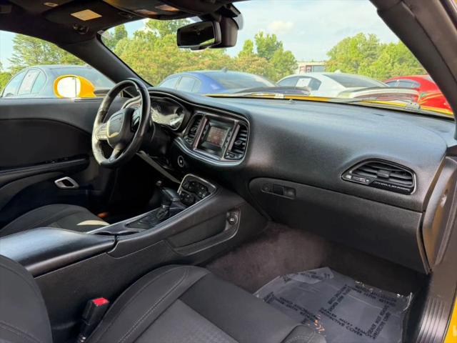 2017 Dodge Challenger SXT