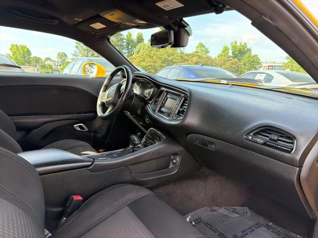 2017 Dodge Challenger SXT