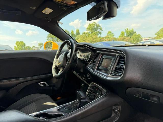 2017 Dodge Challenger SXT