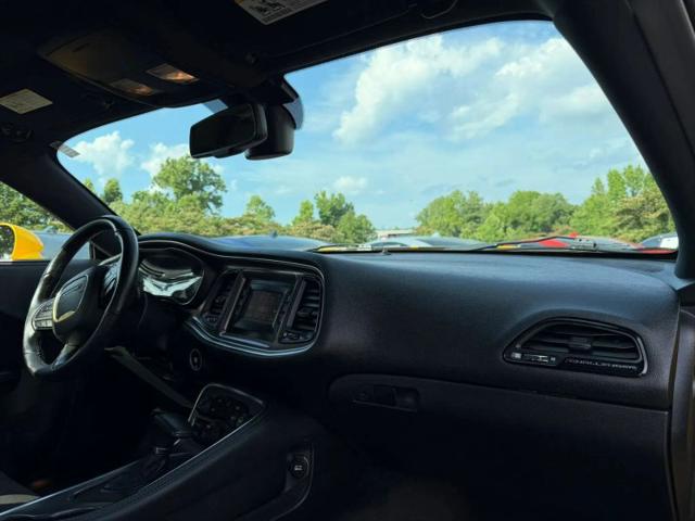 2017 Dodge Challenger SXT