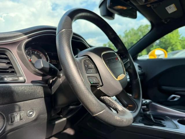 2017 Dodge Challenger SXT
