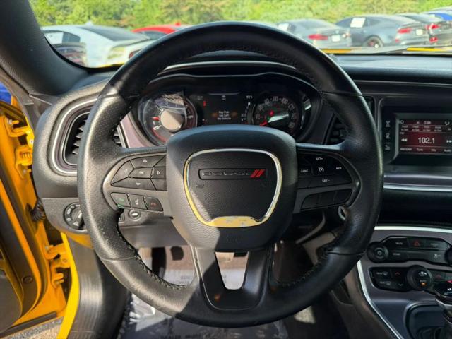 2017 Dodge Challenger SXT