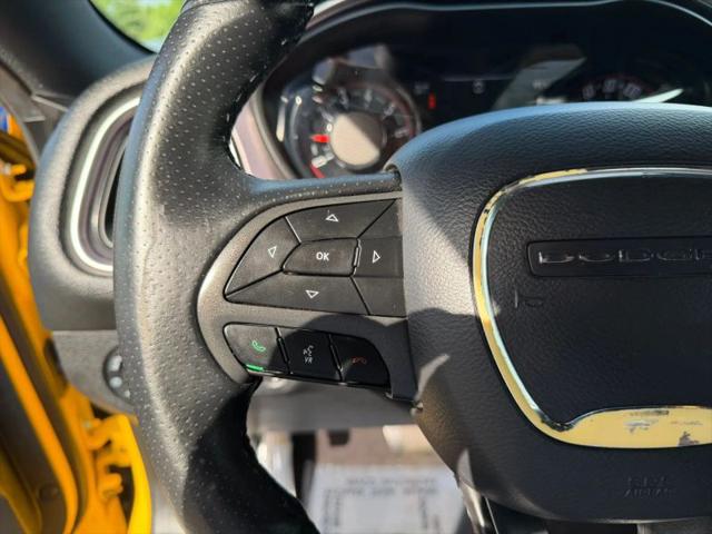2017 Dodge Challenger SXT