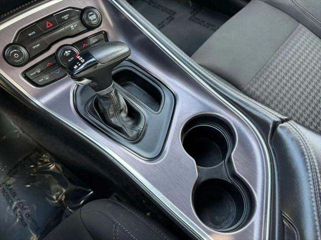2017 Dodge Challenger SXT
