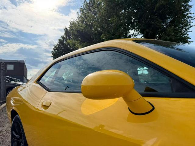2017 Dodge Challenger SXT