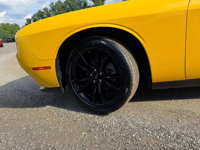 2017 Dodge Challenger SXT