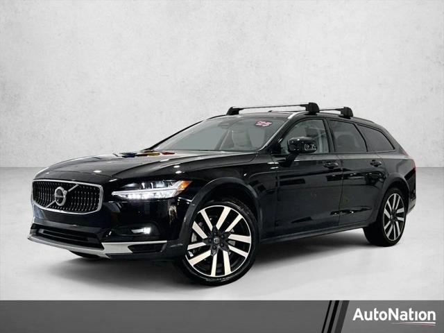 2025 Volvo V90 Cross Country Plus, B6 AWD Gas (mild hybrid) for sale in Doral, FL