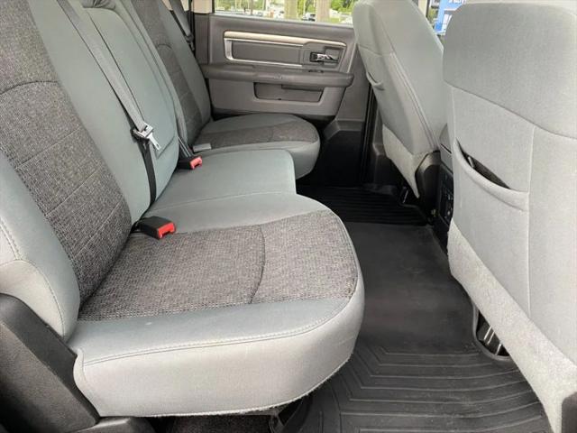 2017 Ram 1500 Big Horn Crew Cab 4x2 5'7" Box