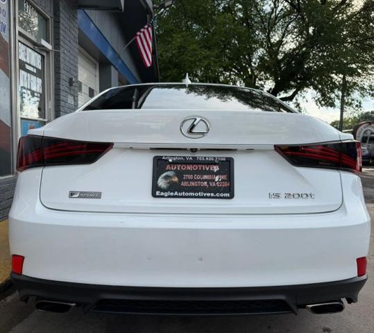 2017 Lexus IS 200t 200t