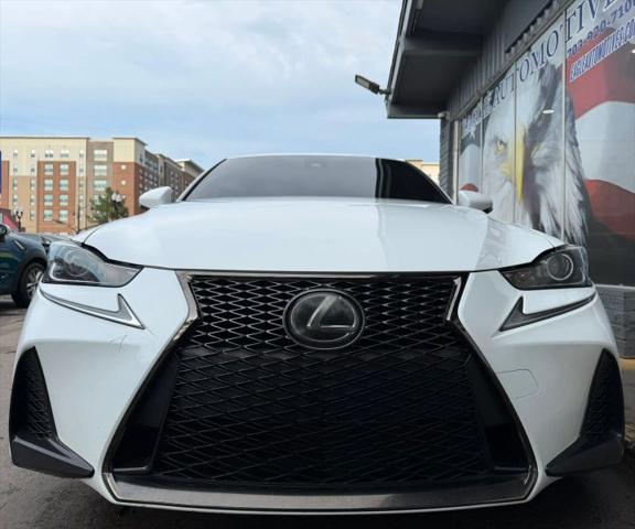 2017 Lexus IS 200t 200t