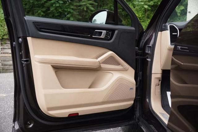 2019 Porsche Cayenne Base