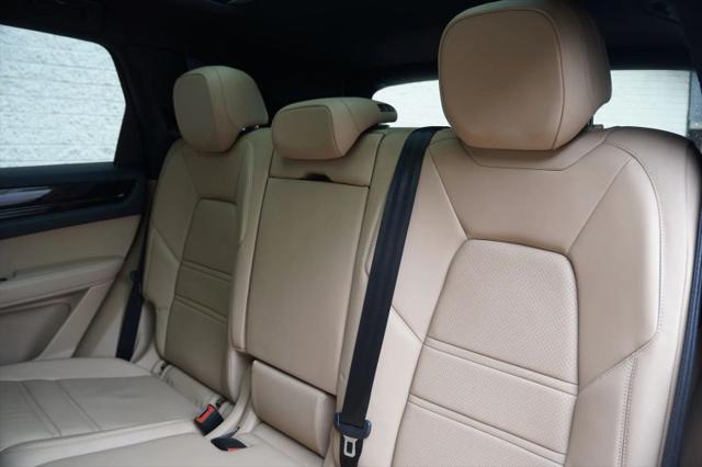 2019 Porsche Cayenne Base