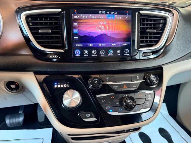 2017 Chrysler Pacifica Touring