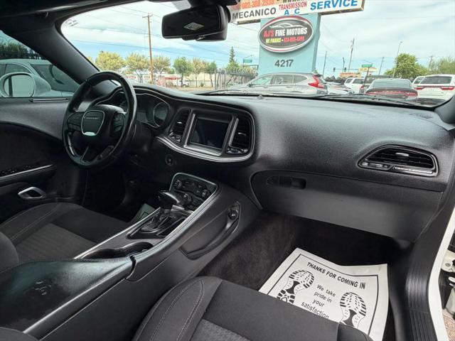 2018 Dodge Challenger SXT