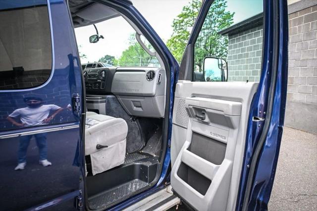 2011 Ford E-150 Commercial