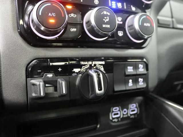 2021 Ram 1500 Laramie Crew Cab 4x4 57 Box