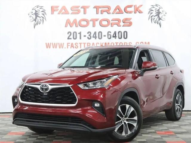 2020 Toyota Highlander XLE for sale in Paterson, NJ