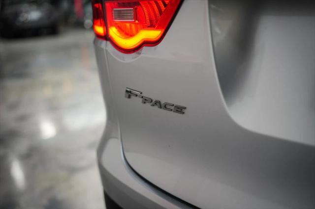 2017 Jaguar F-PACE 35t Prestige