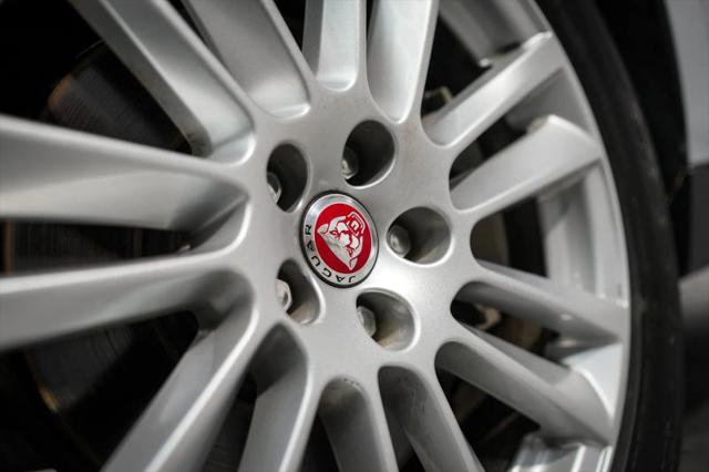 2017 Jaguar F-PACE 35t Prestige