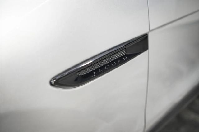 2017 Jaguar F-PACE 35t Prestige