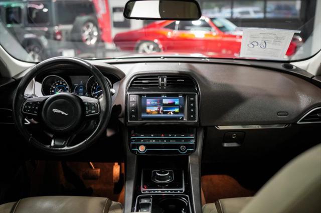 2017 Jaguar F-PACE 35t Prestige