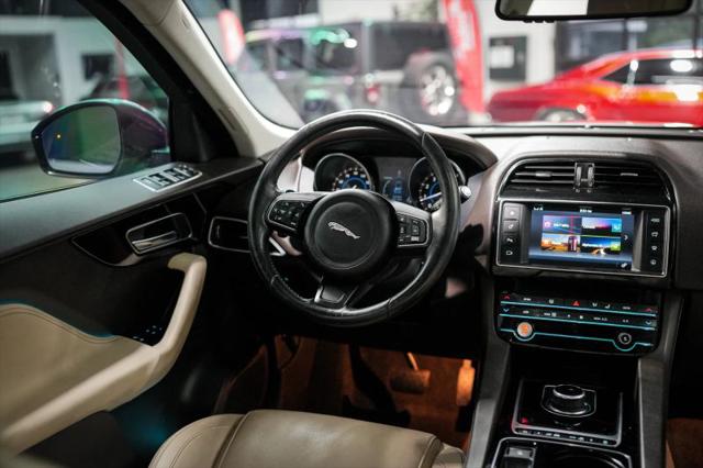 2017 Jaguar F-PACE 35t Prestige