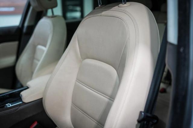 2017 Jaguar F-PACE 35t Prestige