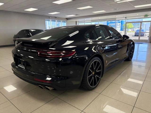 2018 Porsche Panamera 4S