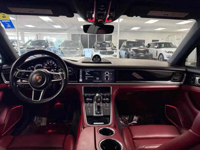 2018 Porsche Panamera 4S