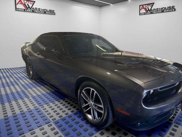 2019 Dodge Challenger SXT AWD