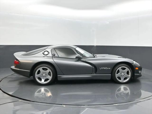 2002 Dodge Viper GTS