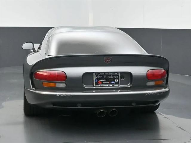 2002 Dodge Viper GTS