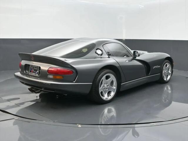 2002 Dodge Viper GTS