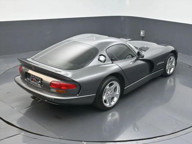 2002 Dodge Viper GTS